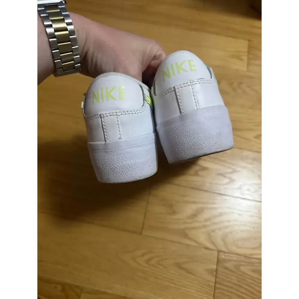 Nike blazer low